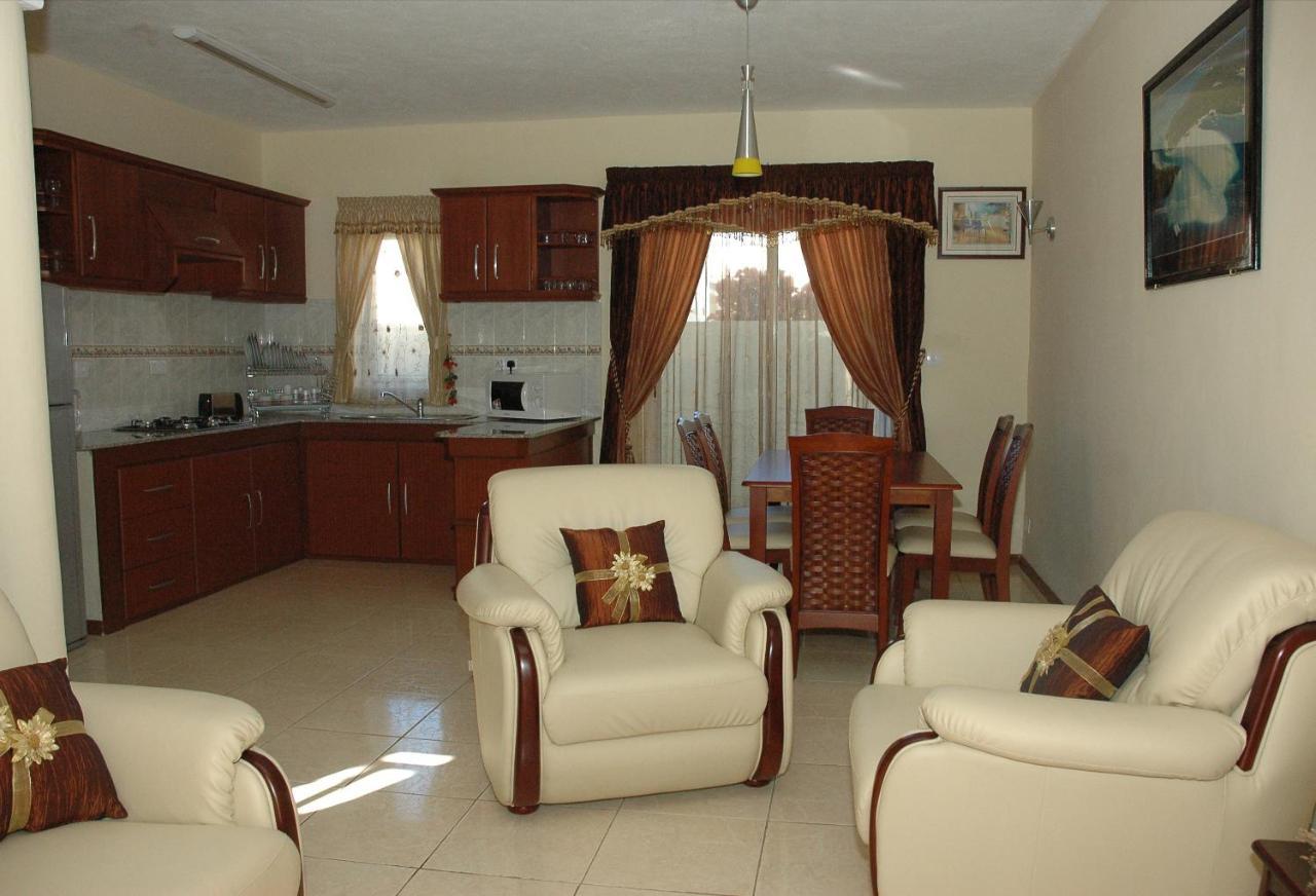 Montagu Villa Flic en Flac ภายนอก รูปภาพ